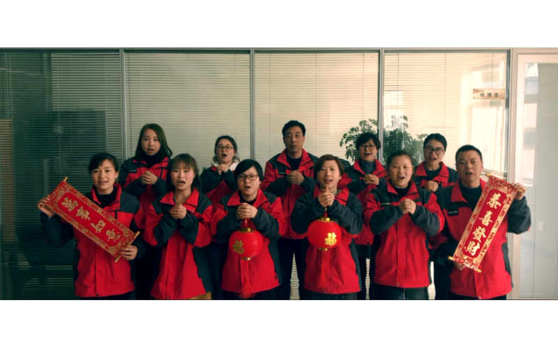 旭派電池銷售服務(wù)部給您拜年啦！